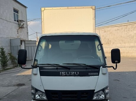 Isuzu NHR 55 E