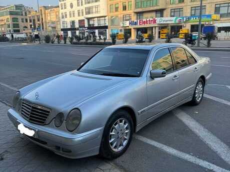 Mercedes E 270