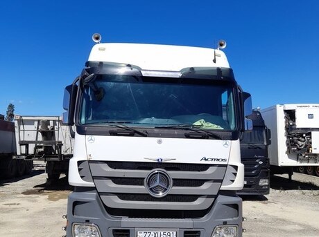 Mercedes Actros 1846
