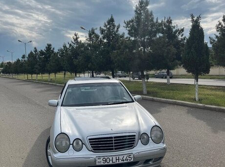 Mercedes E 280