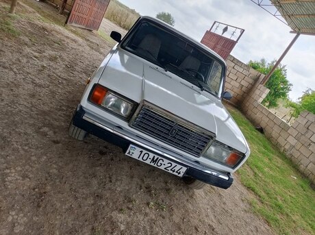 LADA (VAZ) 2107