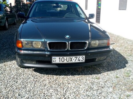 BMW 730