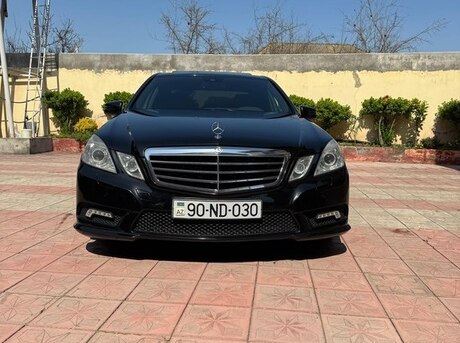 Mercedes E 300