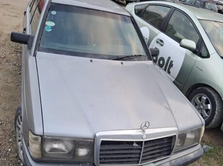 Mercedes 190