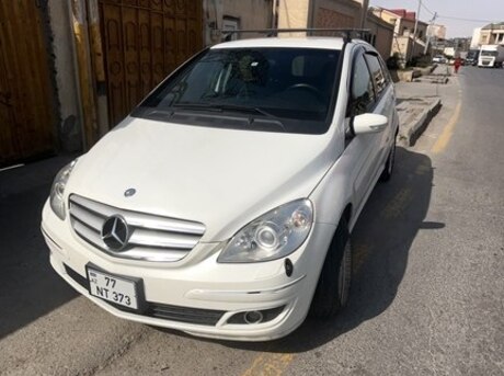 Mercedes B 170