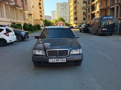 Mercedes C 250