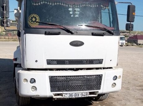 Ford Cargo