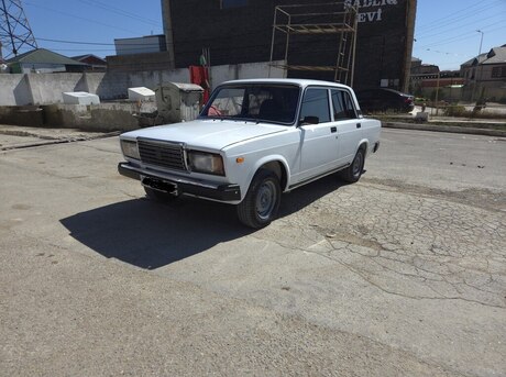 LADA (VAZ) 2107