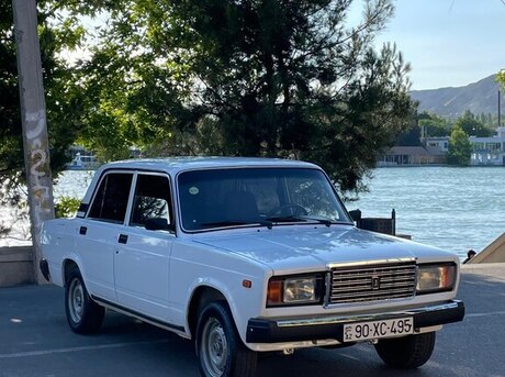 LADA (VAZ) 2107