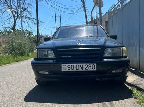 Mercedes C 180