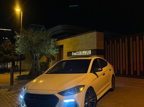 Hyundai Elantra