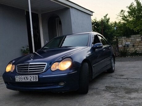 Mercedes C 220