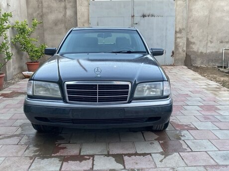 Mercedes C 220