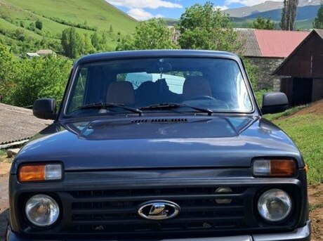 LADA (VAZ) Niva