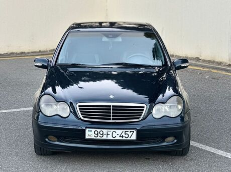 Mercedes C 200
