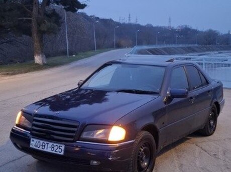 Mercedes C 180