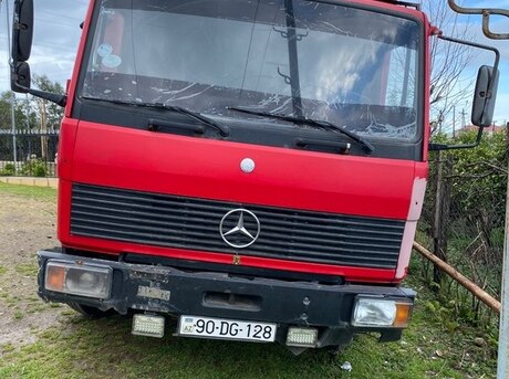 Mercedes Atego 814