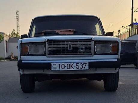 LADA (VAZ) 2107