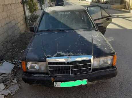 Mercedes 190
