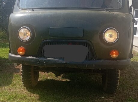 UAZ 3303
