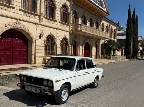 LADA (VAZ) 2106
