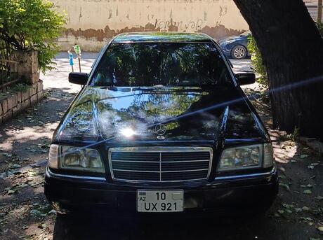 Mercedes C 220