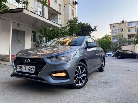 Hyundai Accent
