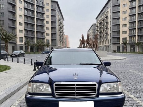 Mercedes C 220