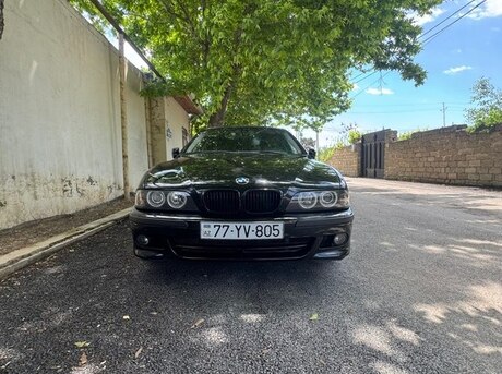 BMW 525