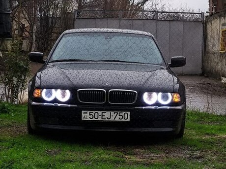 BMW 730