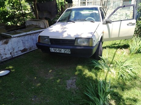 LADA (VAZ) 21099