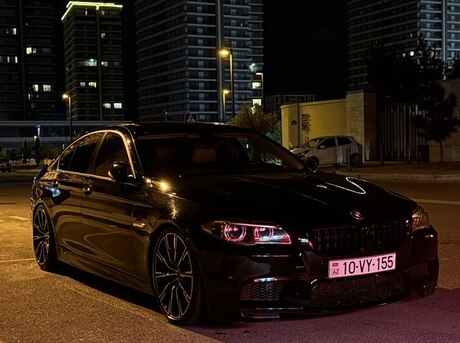 BMW 528