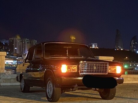 LADA (VAZ) 2107