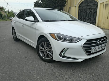 Hyundai Elantra