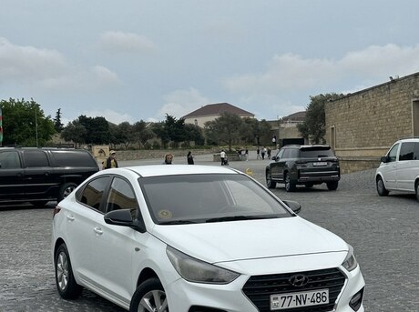 Hyundai Accent