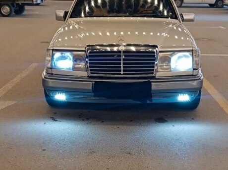 Mercedes 300 D