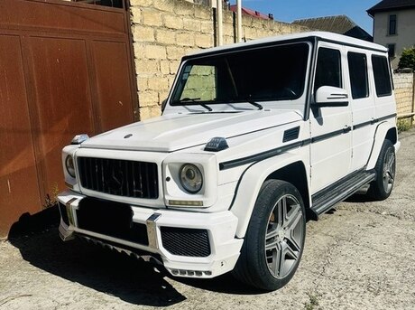 Mercedes G 500