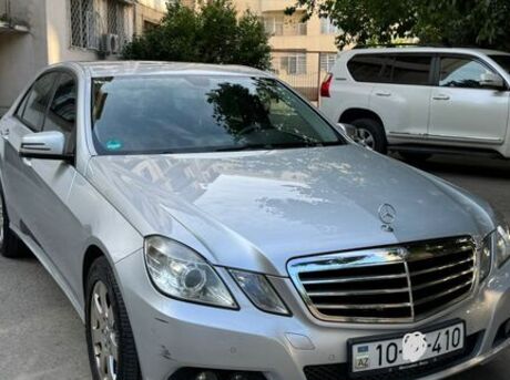 Mercedes E 200