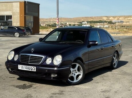 Mercedes E 270