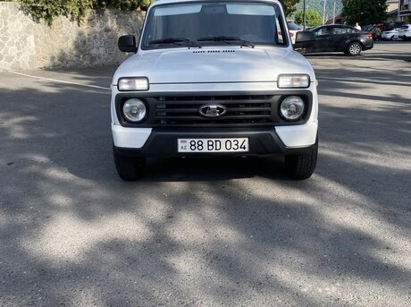 LADA (VAZ) Niva