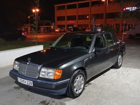 Mercedes 300 E