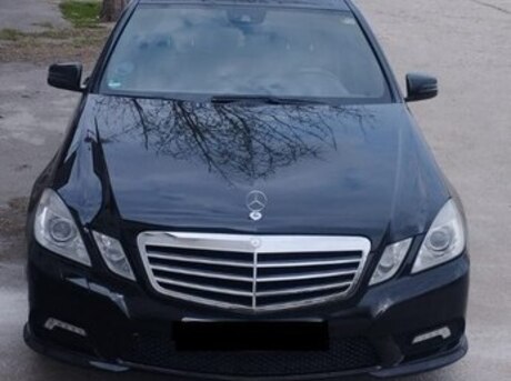 Mercedes E 220