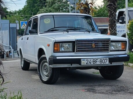LADA (VAZ) 2107