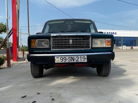 LADA (VAZ) 2107