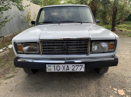 LADA (VAZ) 2107