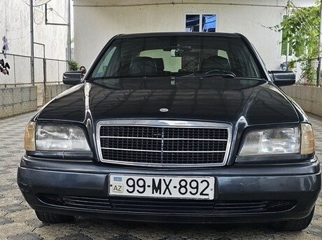 Mercedes C 280
