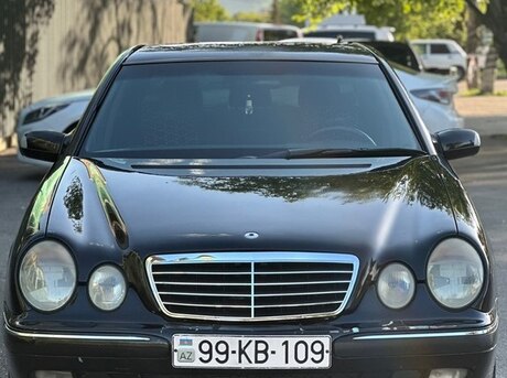 Mercedes E 320