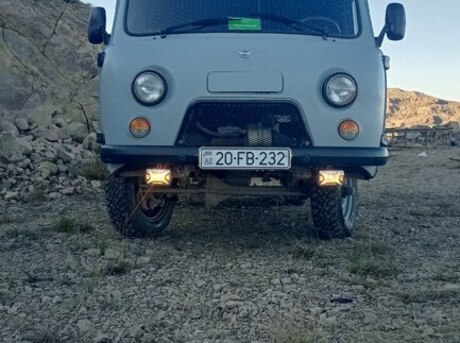 UAZ 3303