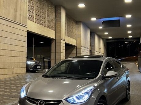 Hyundai Elantra