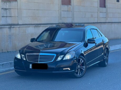Mercedes E 220